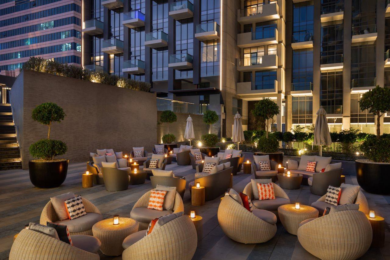 Millennium Atria Business Bay Aparthotel Dubai Luaran gambar The Address Lounge