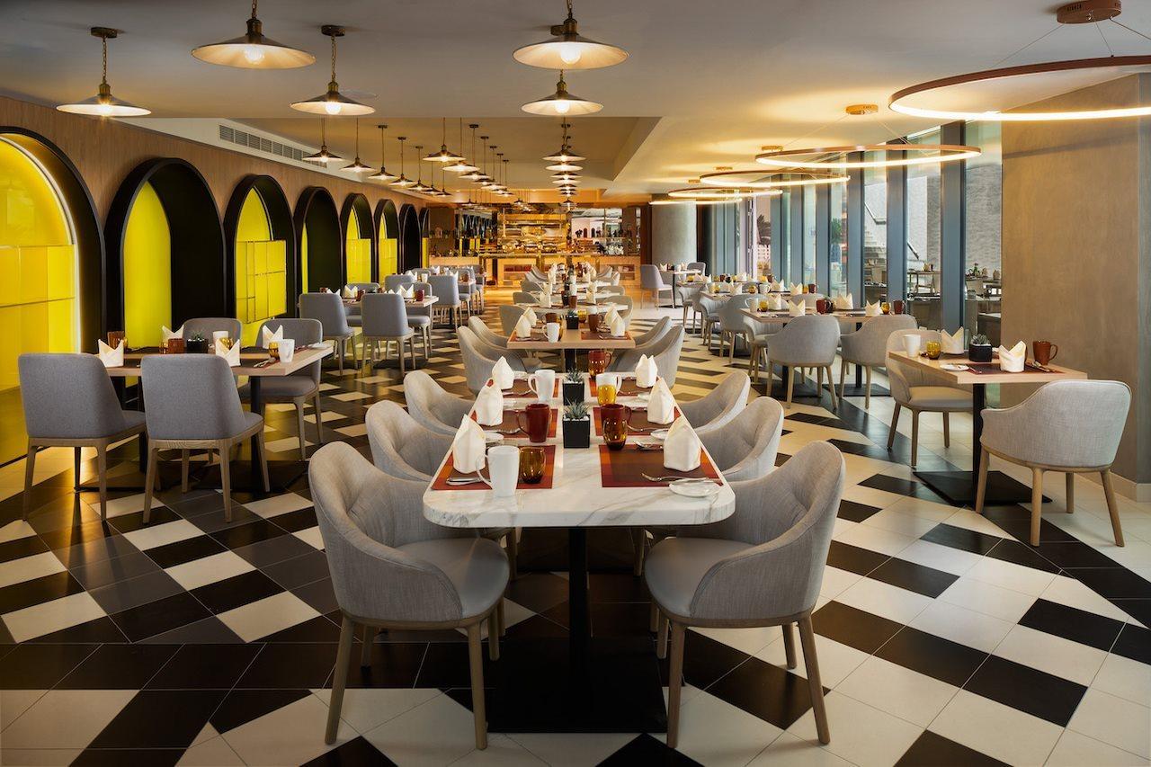 Millennium Atria Business Bay Aparthotel Dubai Luaran gambar The restaurant