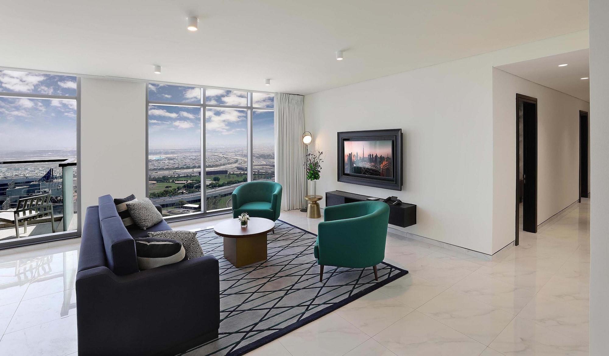 Millennium Atria Business Bay Aparthotel Dubai Luaran gambar A staged living room