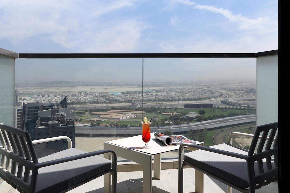 Millennium Atria Business Bay Aparthotel Dubai Luaran gambar View from the balcony of a suite